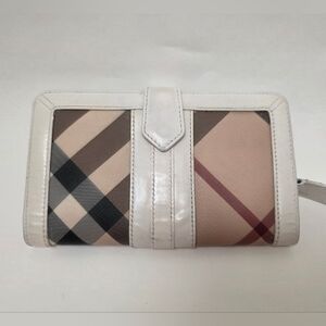 Burberry White Checkered Long Wallet